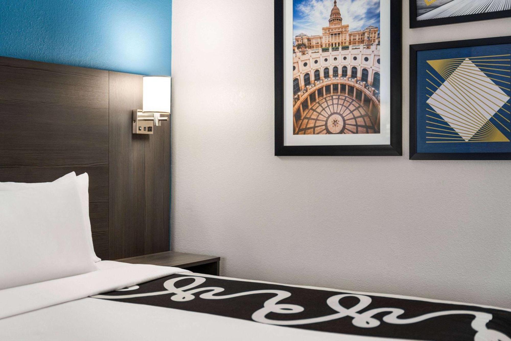 La Quinta By Wyndham Round Rock North Hotel Екстериор снимка